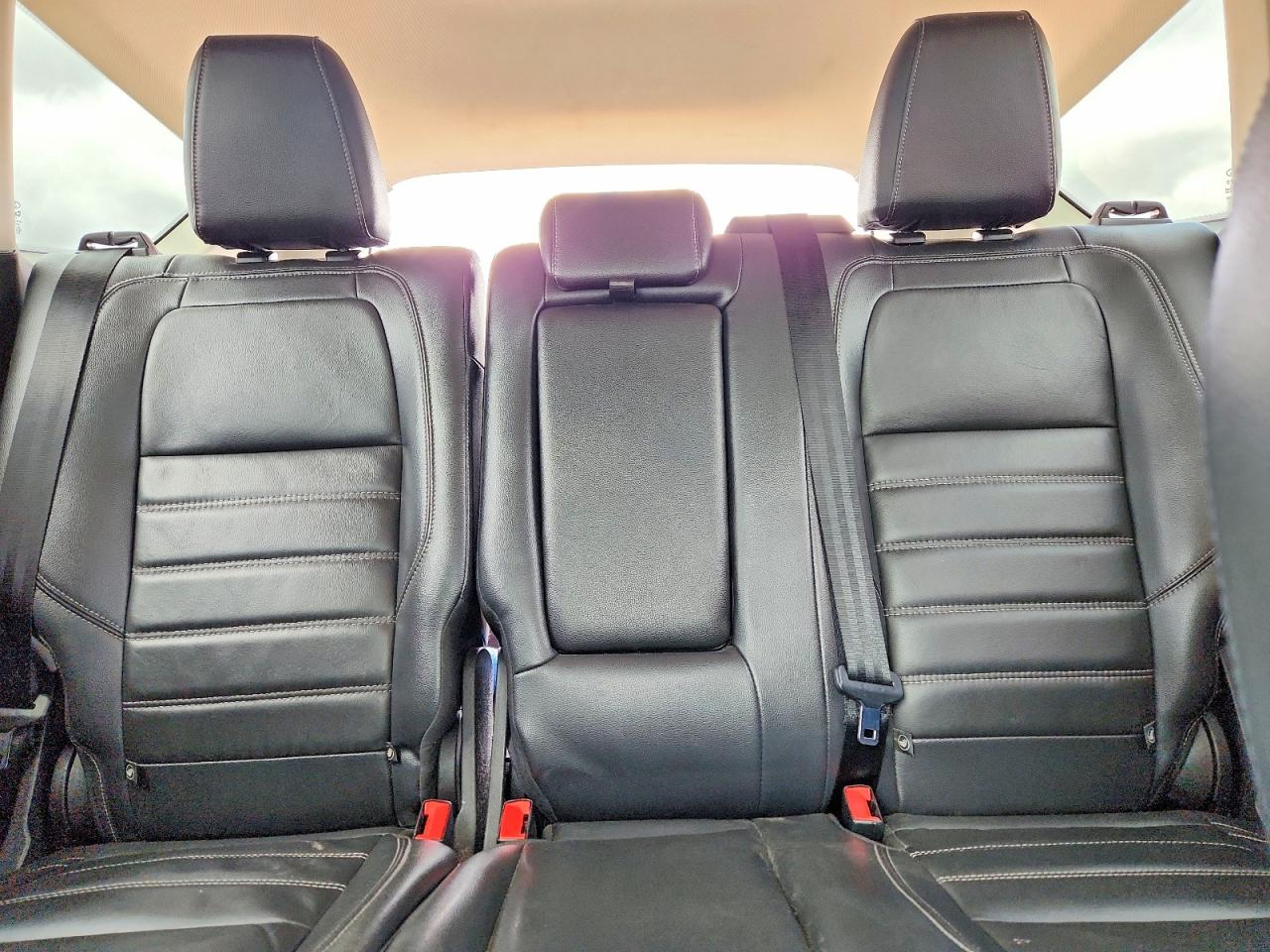 2018 Escape VIN 1FMCU0HDXJUC68746 photo 10