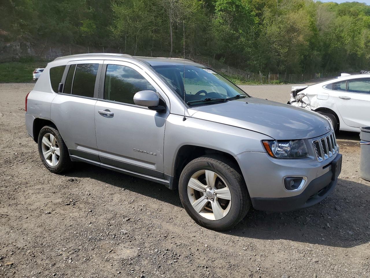 2015 JEEP Compass VIN 1C4NJDEB4FD162364 photo 4