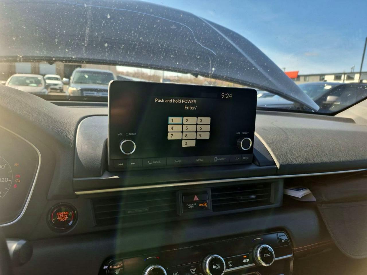2023 Honda Pilot VIN 5FNYG1H33PB013968 photo 9