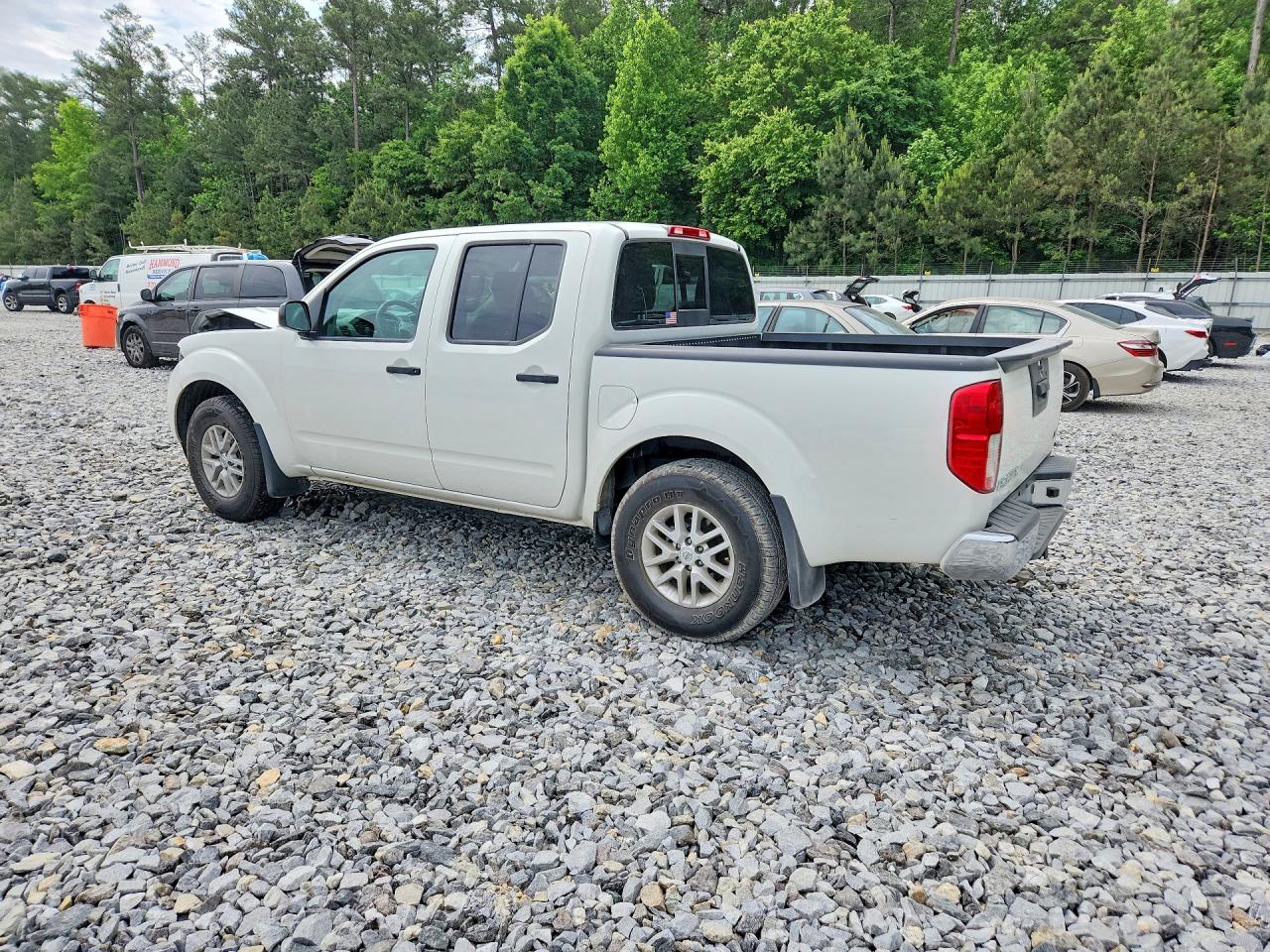 2021 Nissan Frontier VIN 1N6ED0EAXMN705812 photo 2