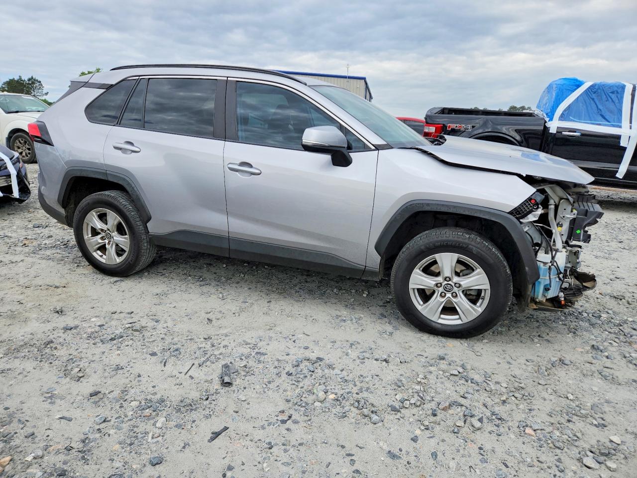 2019 Toyota Rav4 VIN 2T3W1RFV9KC022402 photo 4