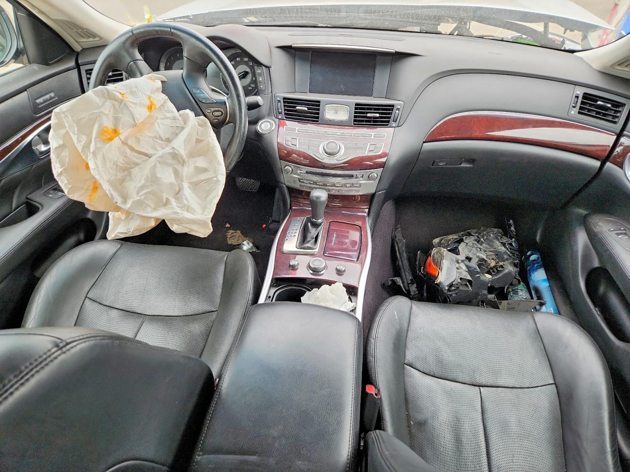 2019 Infiniti Q70 VIN JN1BY1AR7KM585064 photo 8