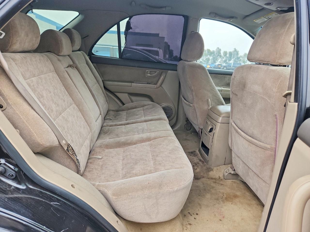 2005 Kia Sorento VIN KNDJC733955458916 photo 10