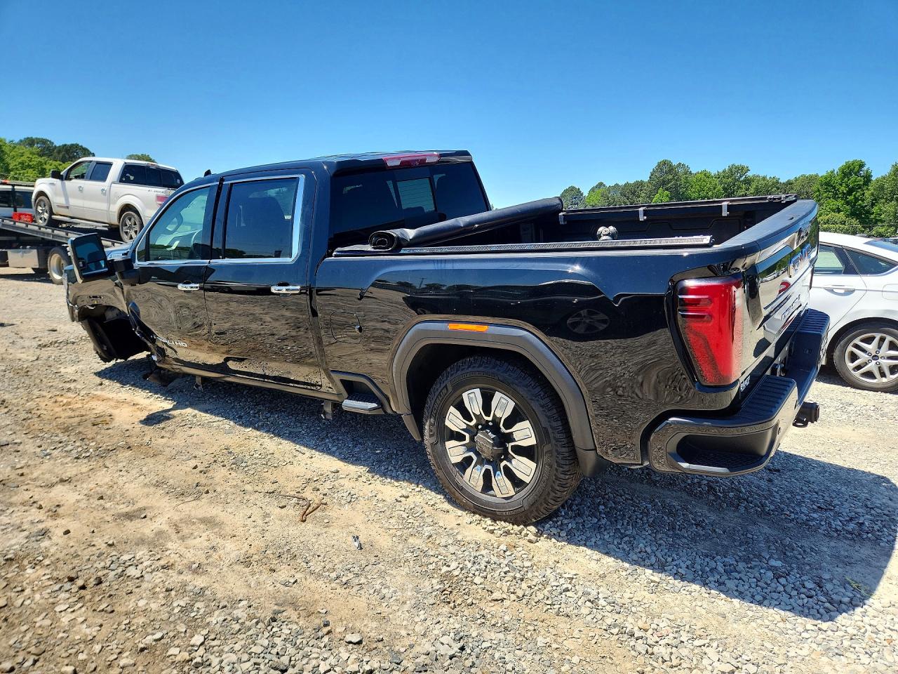 2024 GMC SIERRA VIN 1GT49REY0RF259270 photo 2