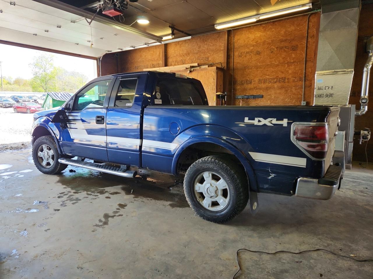 2010 Ford F150 VIN 1FTFX1EVXAFC65152 photo 2