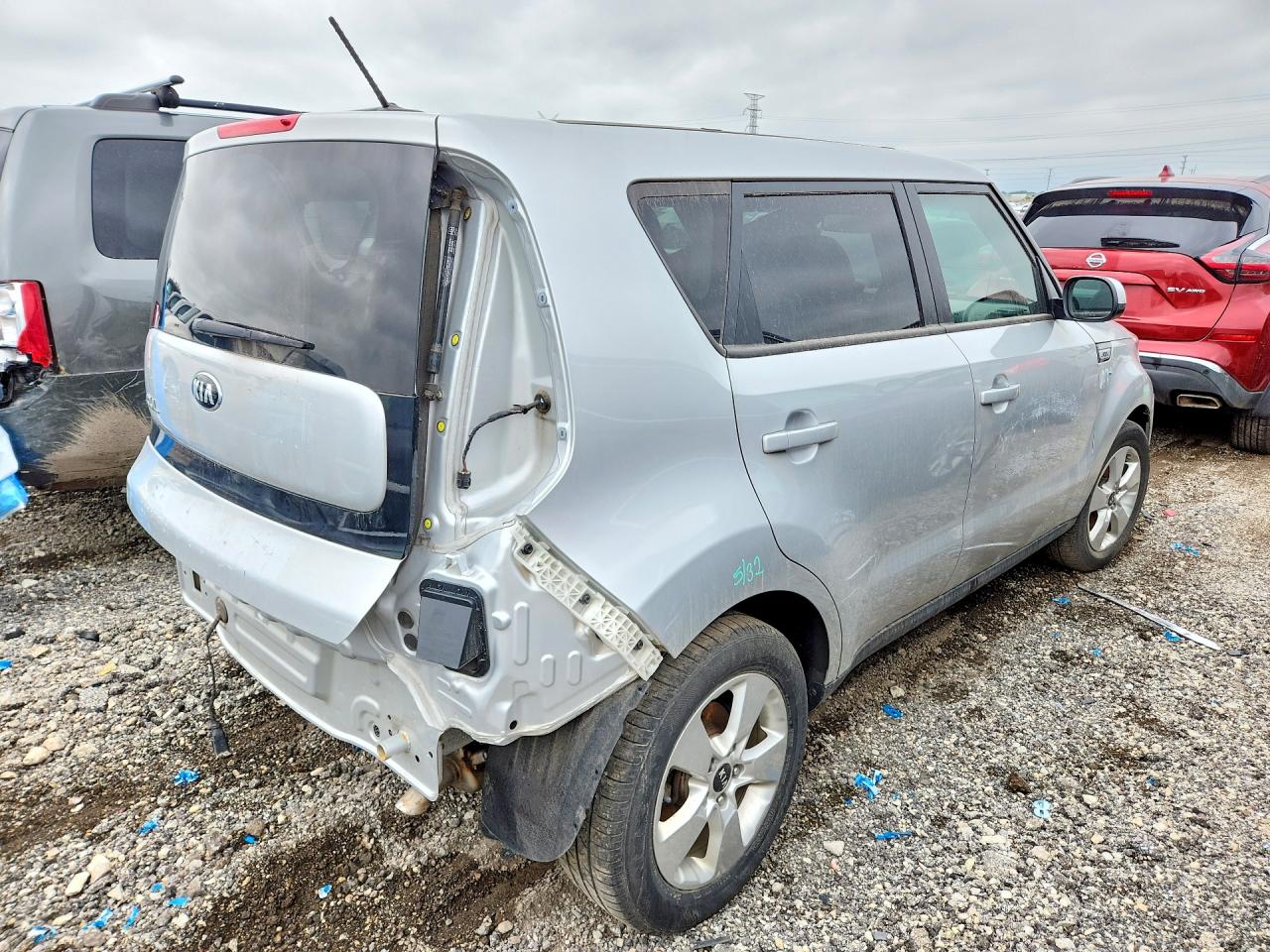 2017 Kia Soul base VIN KNDJN2A2XH7423091 photo 3