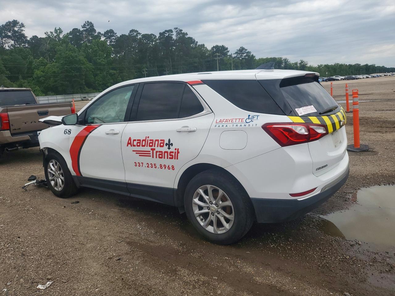 2019 Chev Equinox VIN 3GNAXKEV0KS513526 photo 2