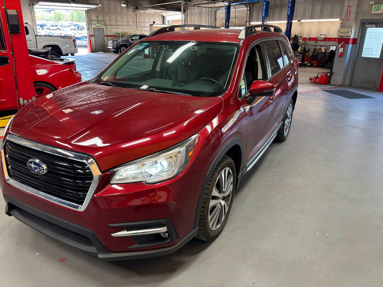2022 Subaru Ascent VIN 4S4WMAMD5N3415172 photo 2