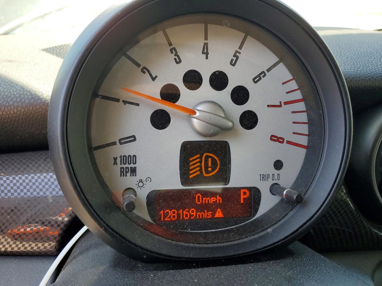 2012 Mini Cooper VIN WMWSV3C52CTY16436 photo 9