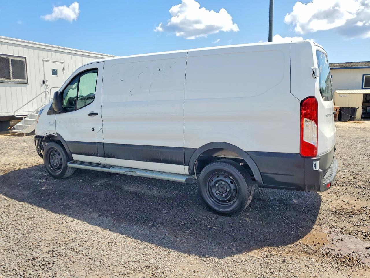 2025 Ford Transit VIN 1FTBR1Y82SKA46077 photo 2