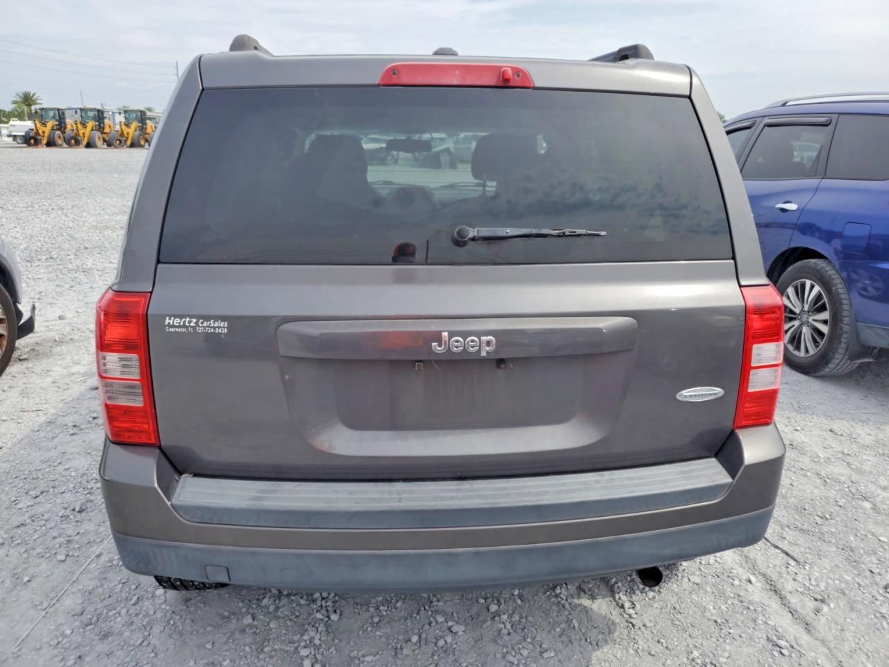 2016 Jeep Patriot VIN 1C4NJPFA9GD640318 photo 6