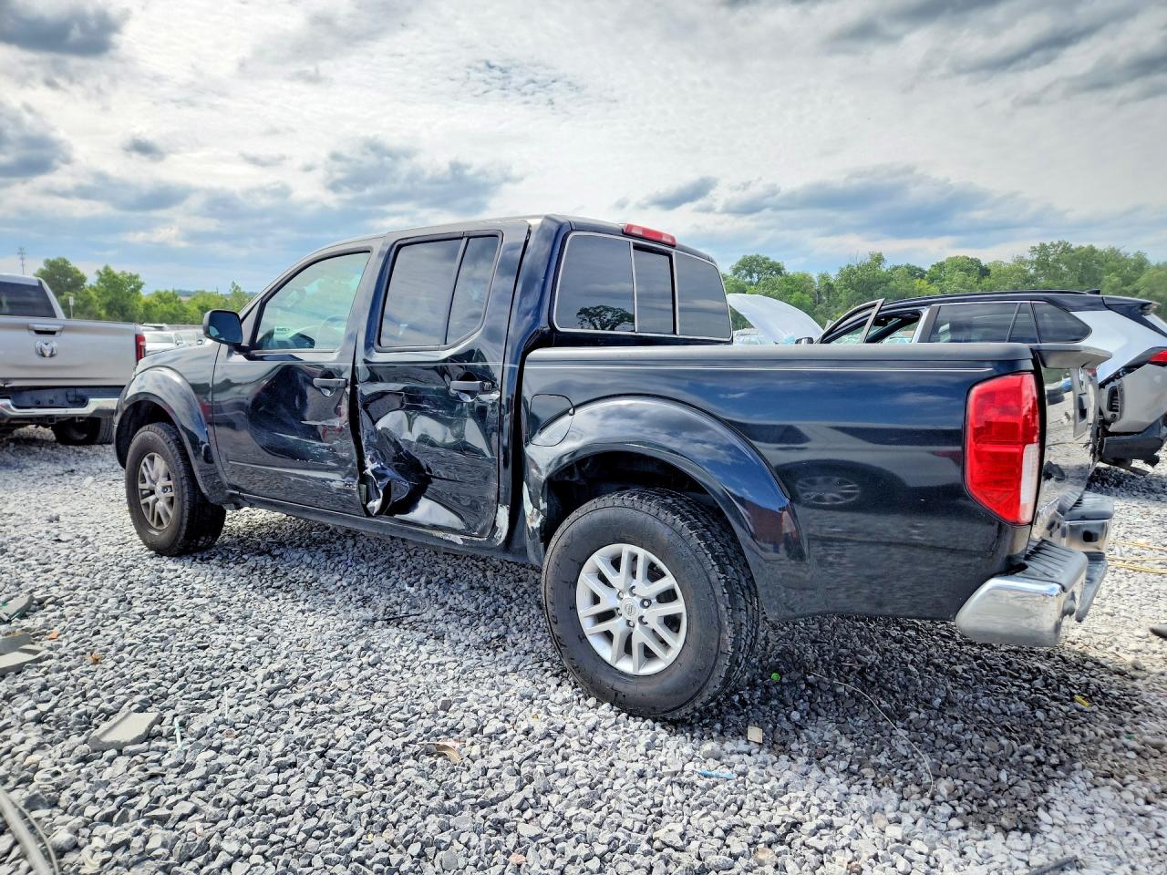 2014 NISSAN Frontier VIN 1N6AD0ER1EN706045 photo 2