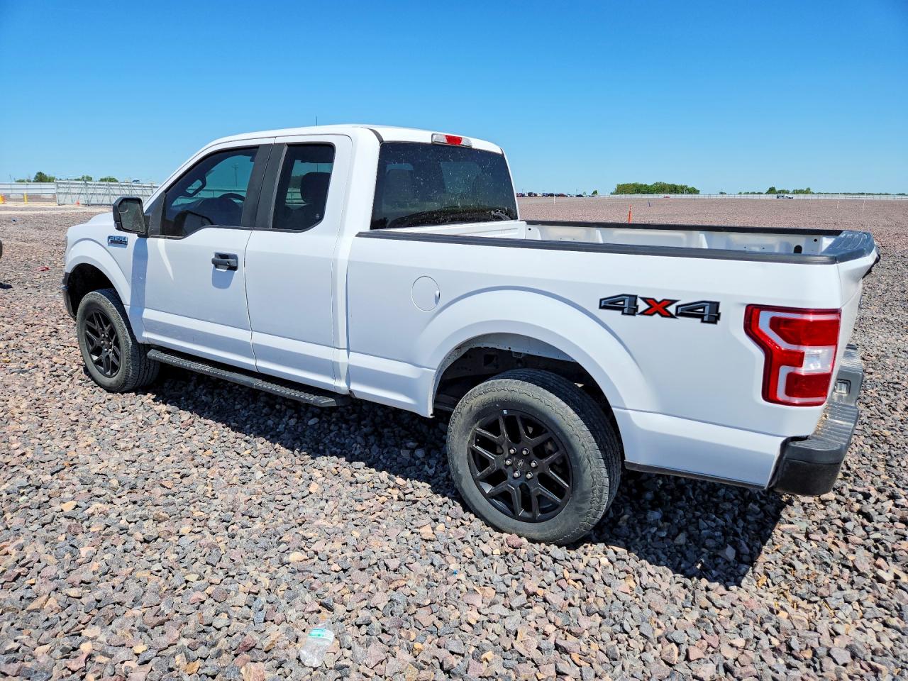 2019 Ford F150 VIN 1FTFX1E51KKC90868 photo 2
