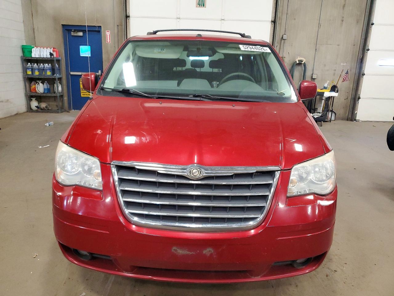 2010 Chrysler Minivan VIN 2A4RR5D18AR150999 photo 5