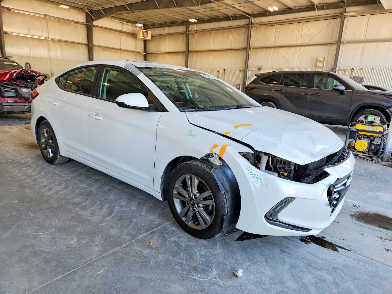 2017 Elantra VIN 5NPD84LF8HH201029 photo 4