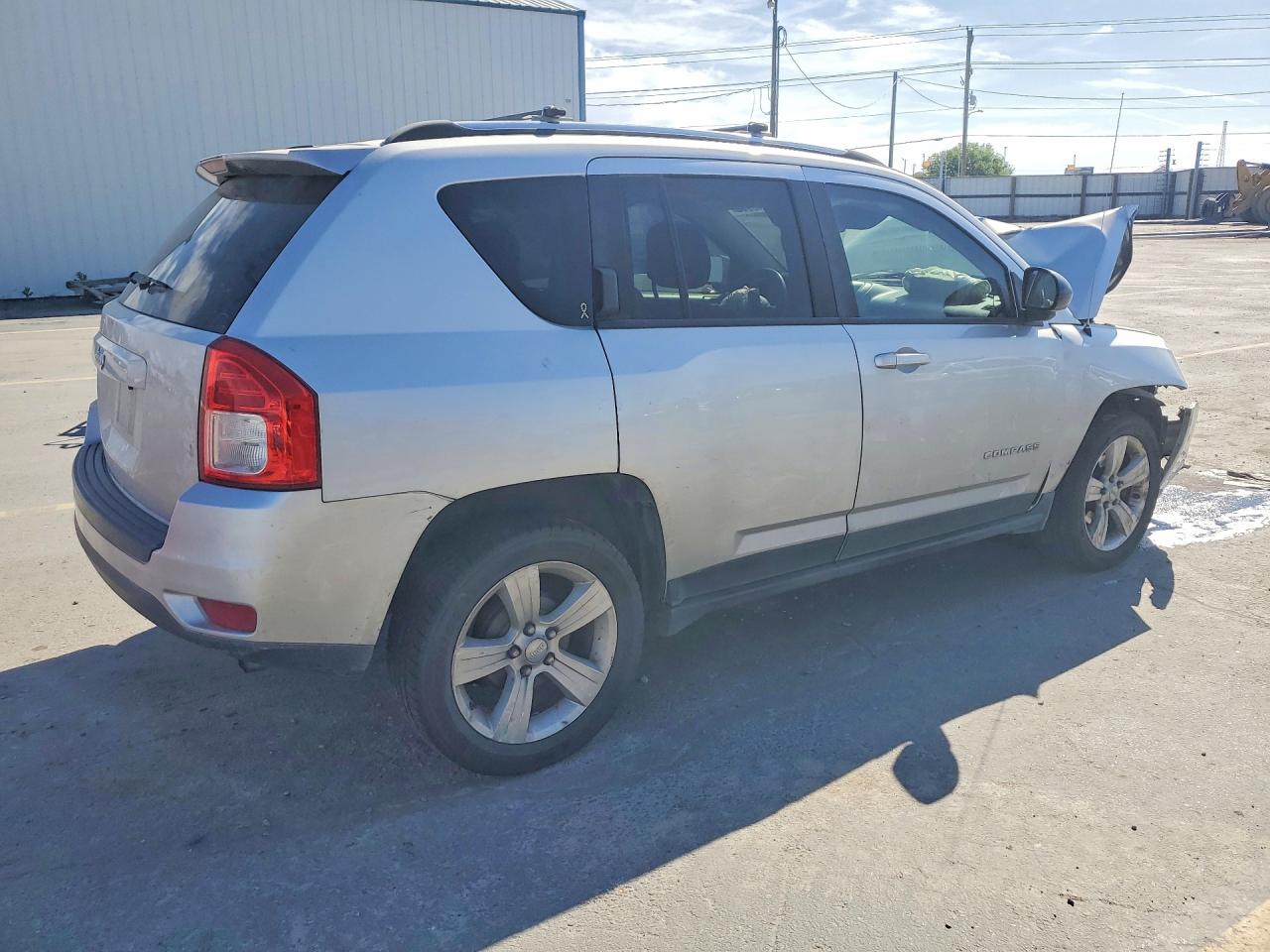 2012 JEEP Compass VIN 1C4NJCBA7CD652542 photo 3