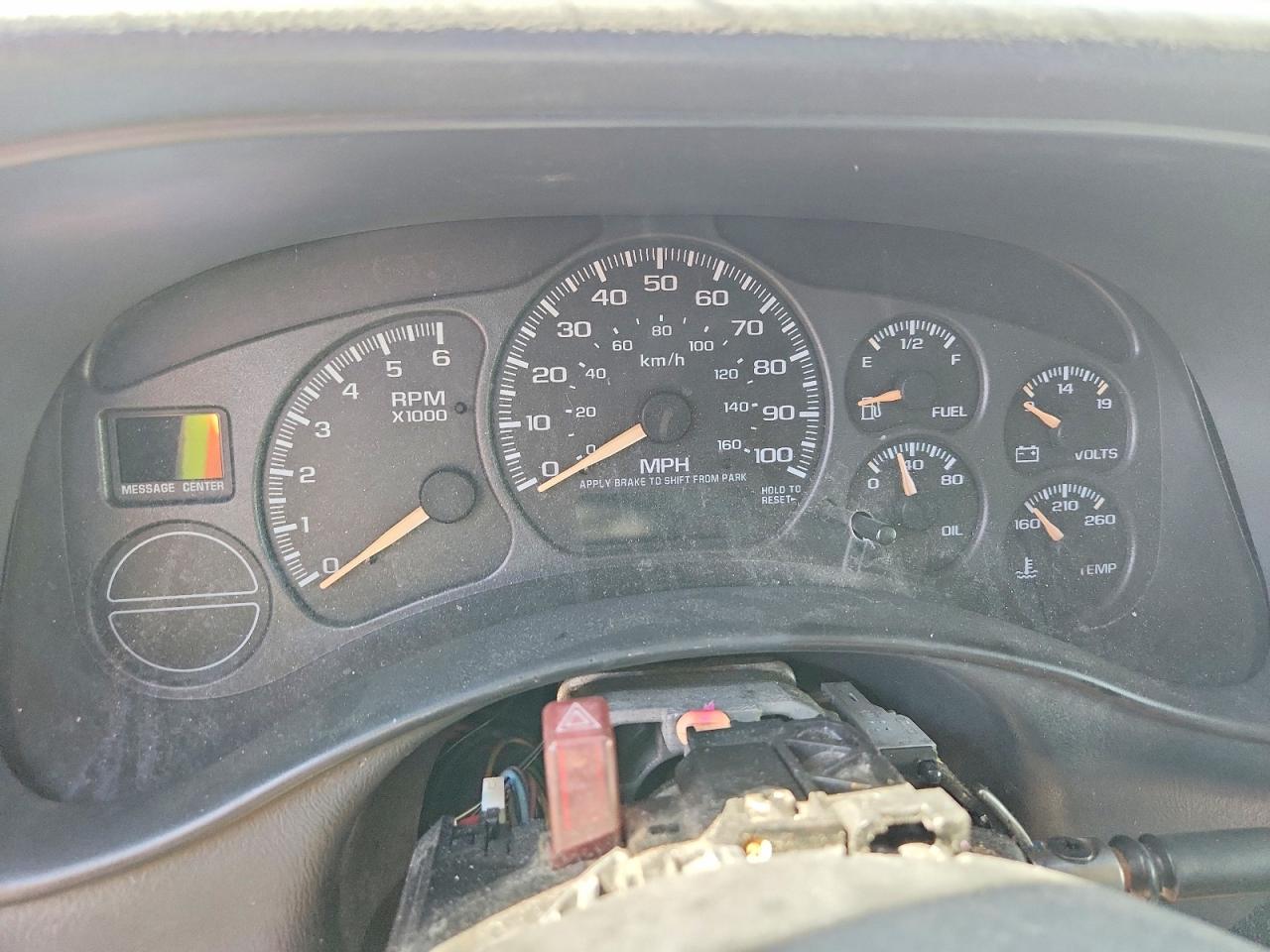 2002 Chevrolet Avalanche VIN 3GNEC13T22G104584 photo 9