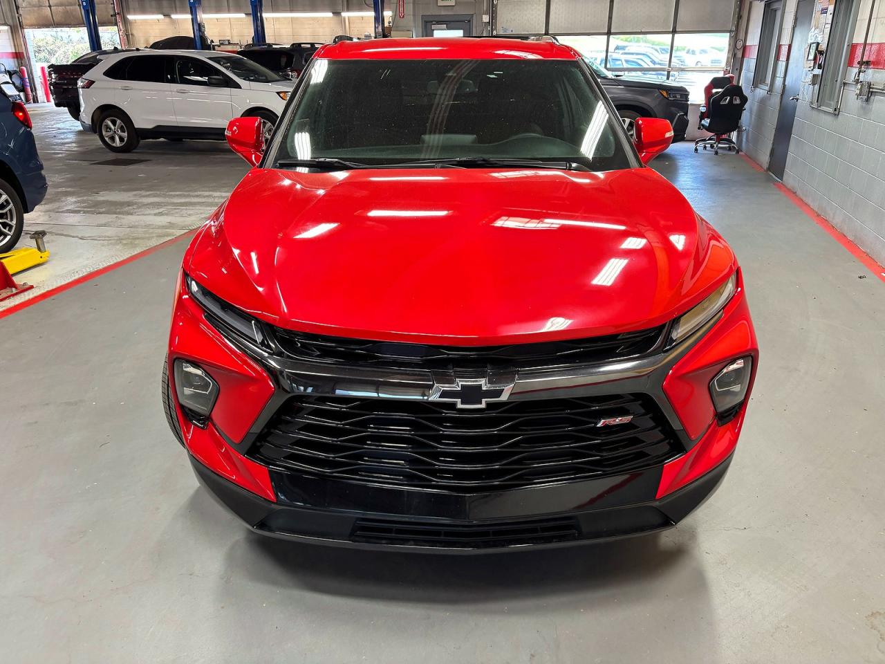 2024 Chevrolet Blazer VIN 3GNKBKRS2RS125968 photo 11