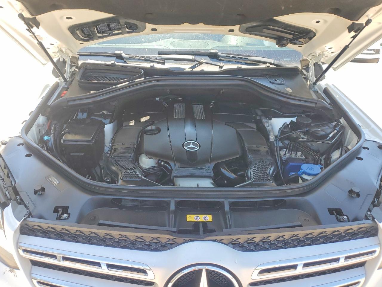 2017 MERCEDES-BENZ Gls-class VIN 4JGDF6EE7HA845758 photo 12