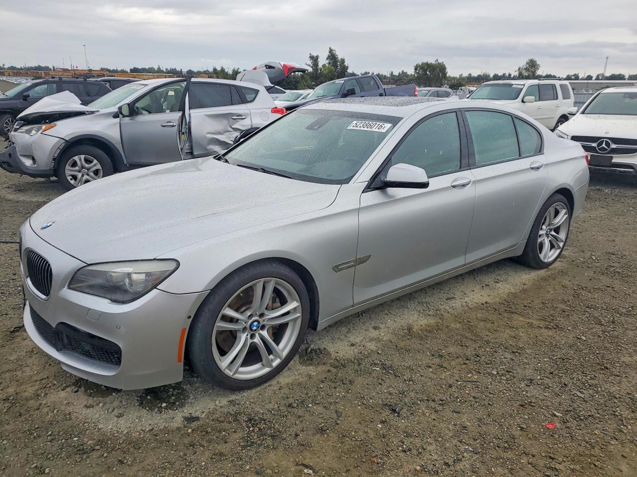 2012 BMW 7 series VIN WBAKA8C53CDS99862 photo 1