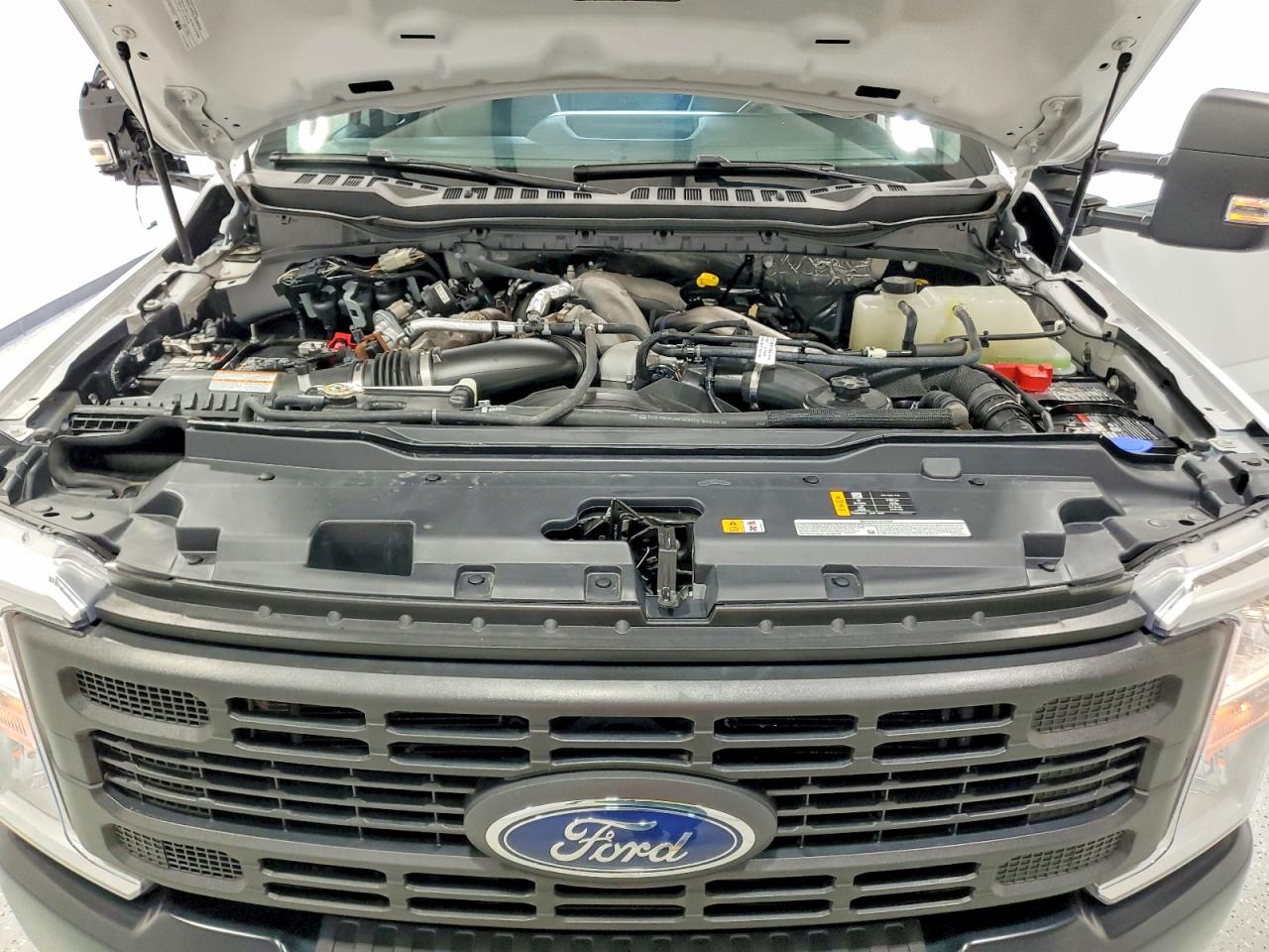 2025 Ford F350 VIN 1FD8W3HT7SEC61628 photo 12