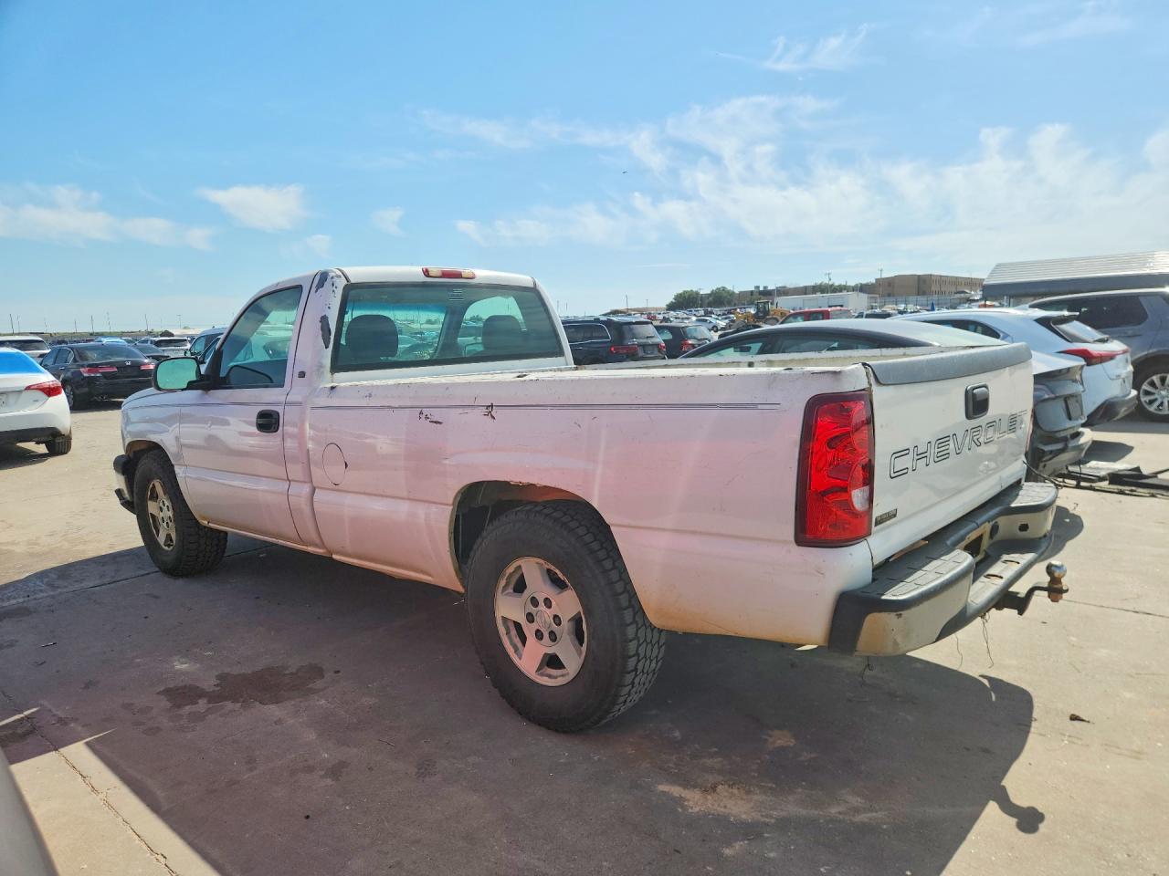 2003 Chevrolet All models VIN 1GCEC14XX3Z163491 photo 2