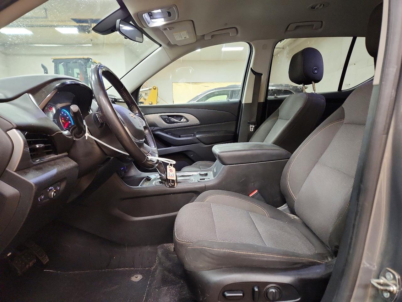 2018 Chevrolet Traverse VIN 1GNERGKW6JJ167178 photo 7