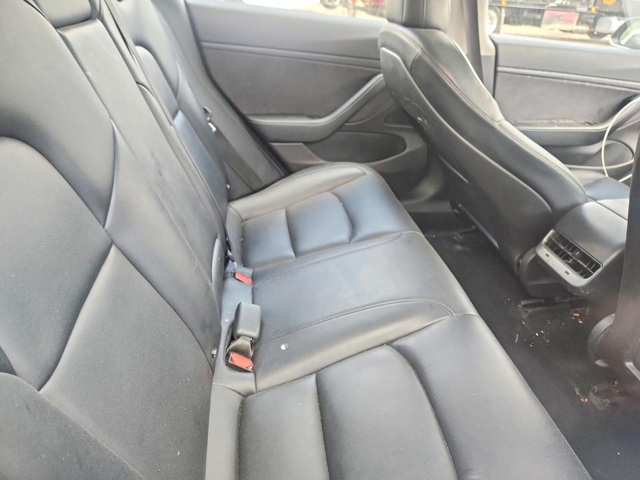 2018 Model 3 VIN 5YJ3E1EA3JF153710 photo 10
