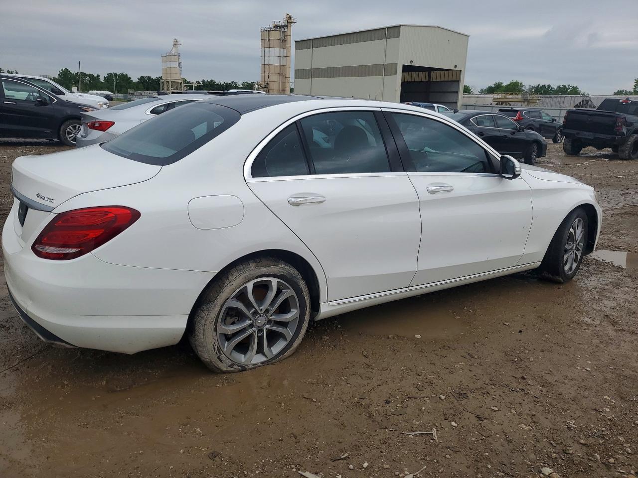 2015 Mercedes-Benz C class VIN 55SWF4KB1FU081484 photo 3