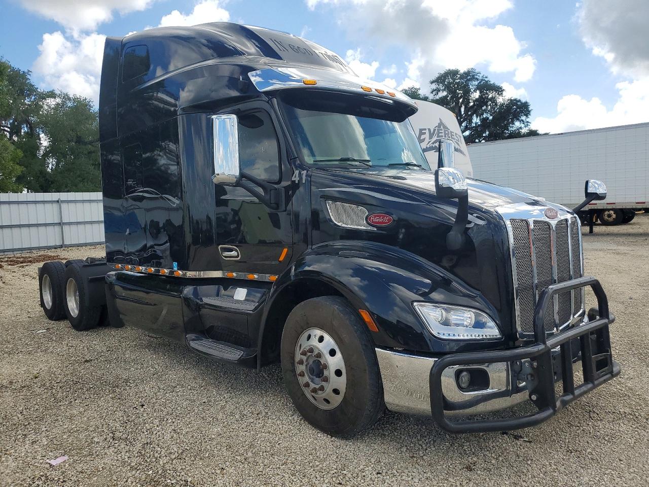 2020 PETERBILT All other VIN 1XPBDP9X8LD669375 photo 1