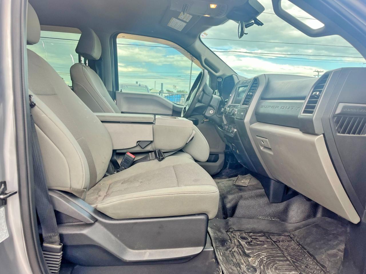 2020 Ford F350 VIN 1FT8W3BT9LEC68806 photo 5