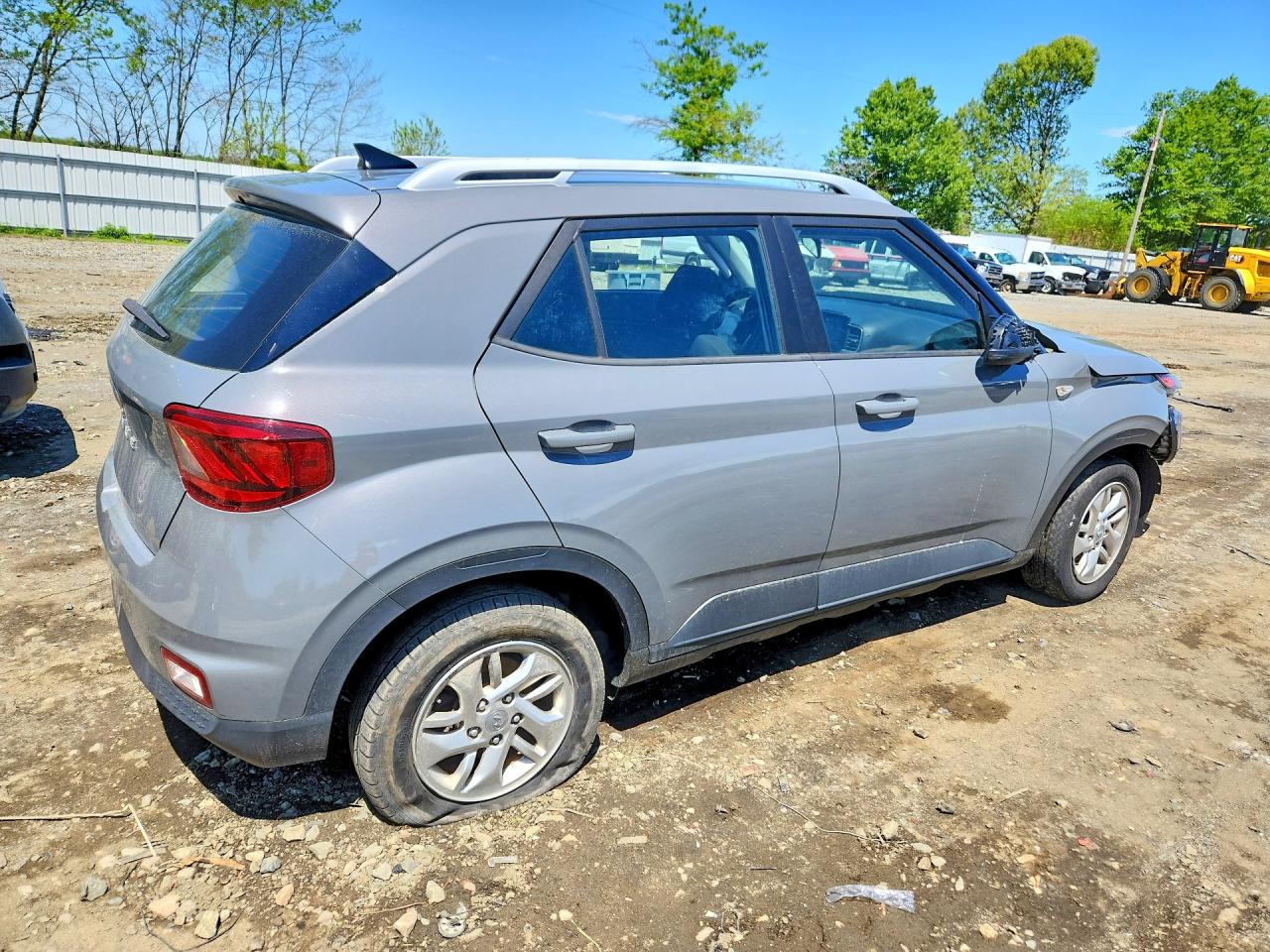 2020 Hyundai Venue VIN KMHRC8A37LU038159 photo 3