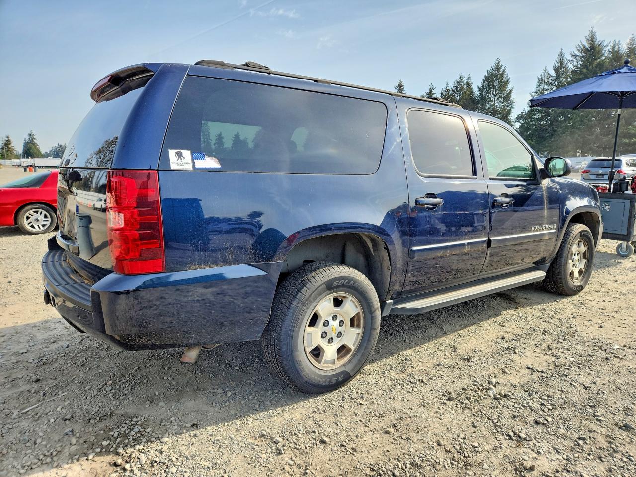 2007 Chevrolet Suburban VIN 1GNFK16337J164043 photo 3