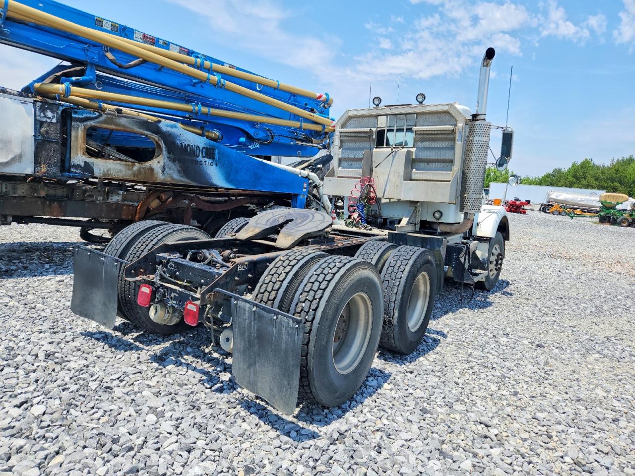 2003 KENWORTH All other VIN 3WKDDB9X23F387594 photo 4