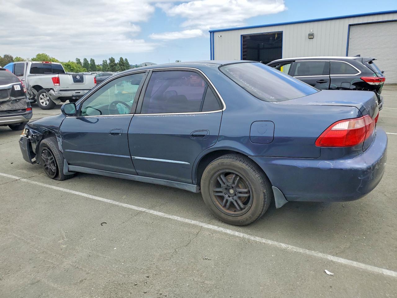 2000 HONDA Accord VIN JHMCG5647YC037751 photo 2