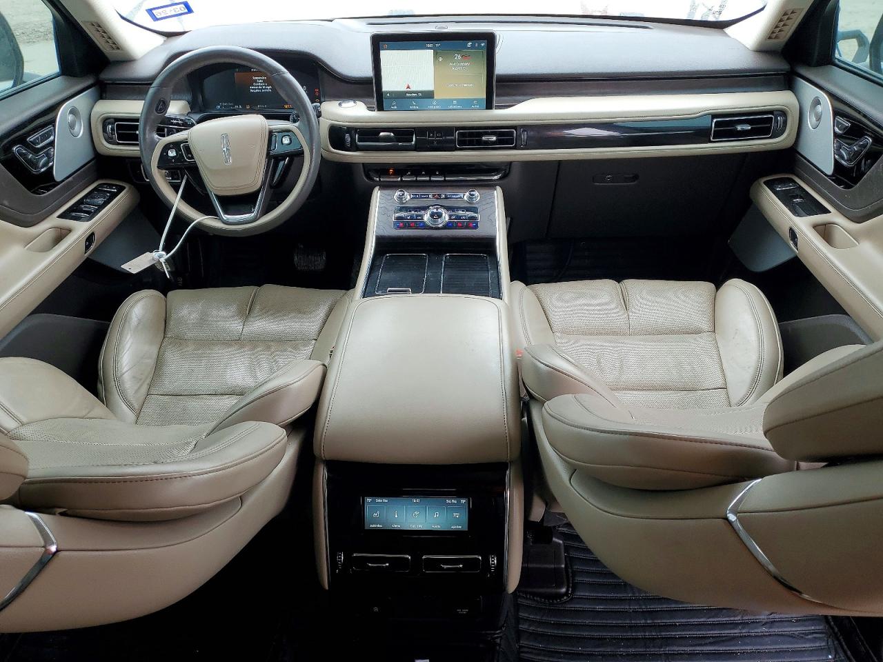 2022 Lincoln Aviator VIN 5LM5J7XCXNGL08182 photo 8