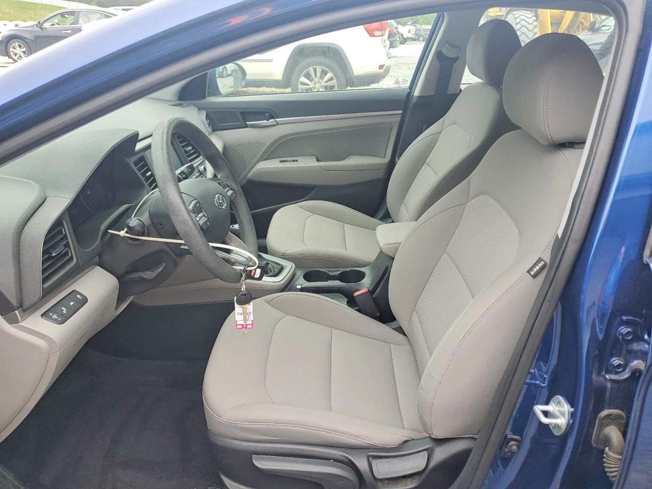 2019 Hyundai Elantra VIN 5NPD84LF4KH475237 photo 7