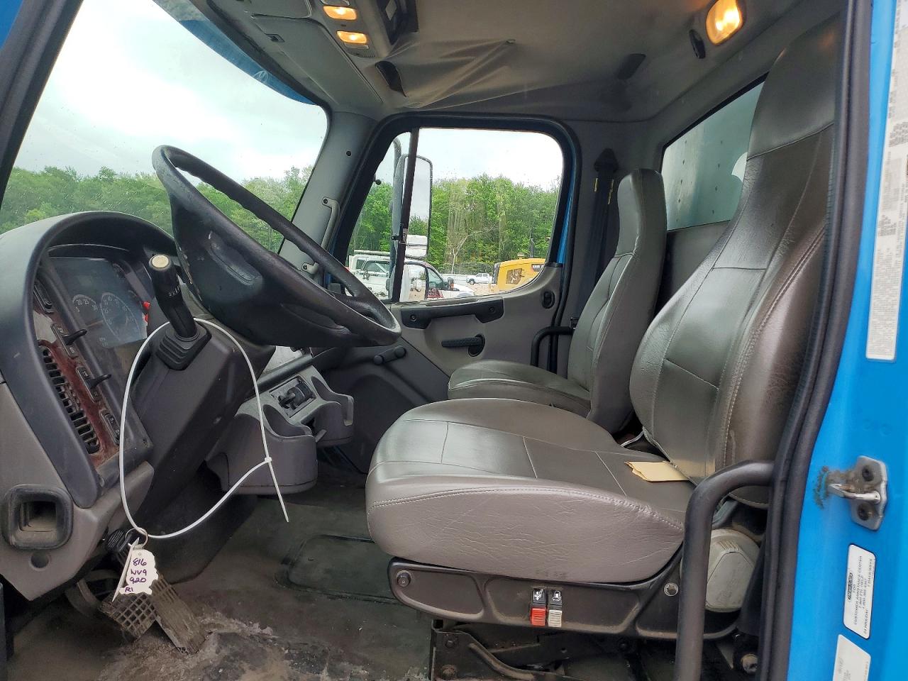 2011 FREIGHTLINER All other VIN 1FVACXDT6BDAZ0220 photo 8