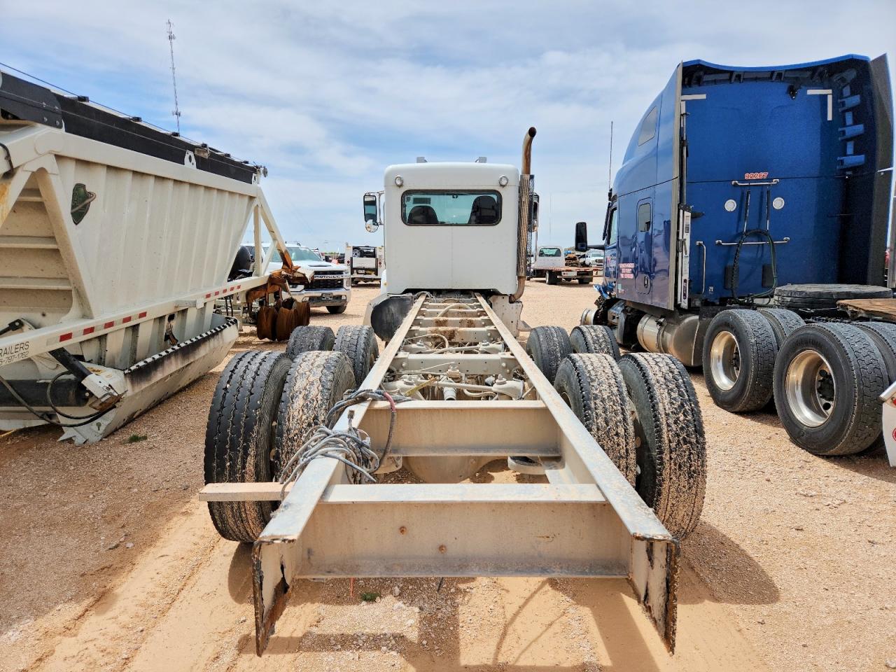 2015 PETERBILT All other VIN 2NP3LJ0XXFM279095 photo 6