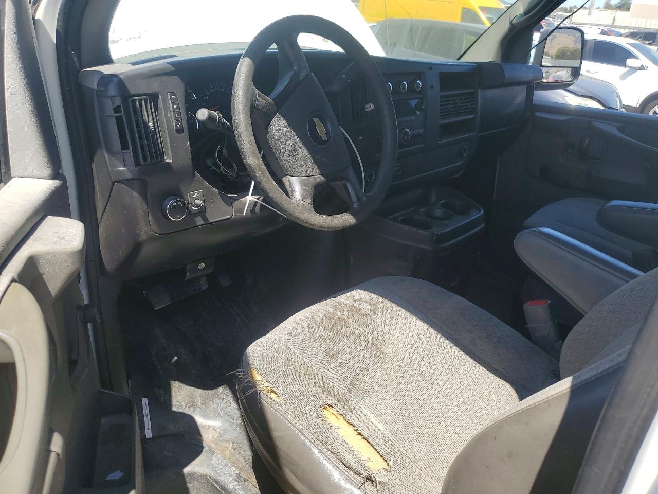 2010 CHEV Express VIN 1GCZGFBA6A1154199 photo 8
