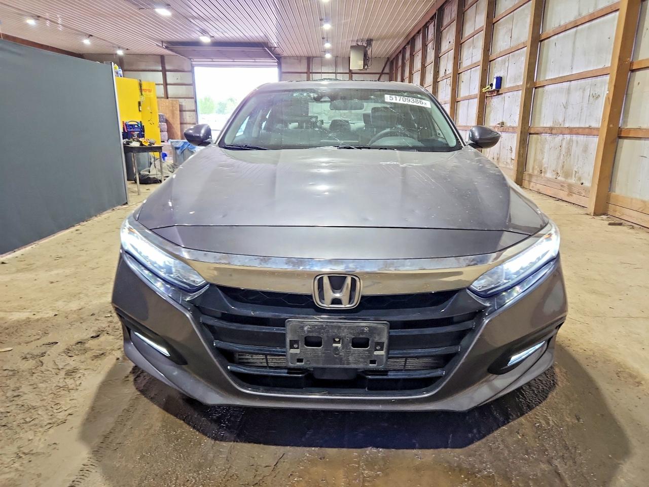 2019 Honda Accord VIN 1HGCV1F48KA043269 photo 5
