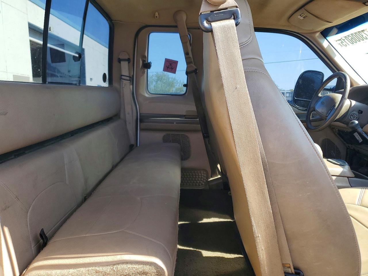 1999 Ford F250 VIN 1FTNX21F3XEC30760 photo 10