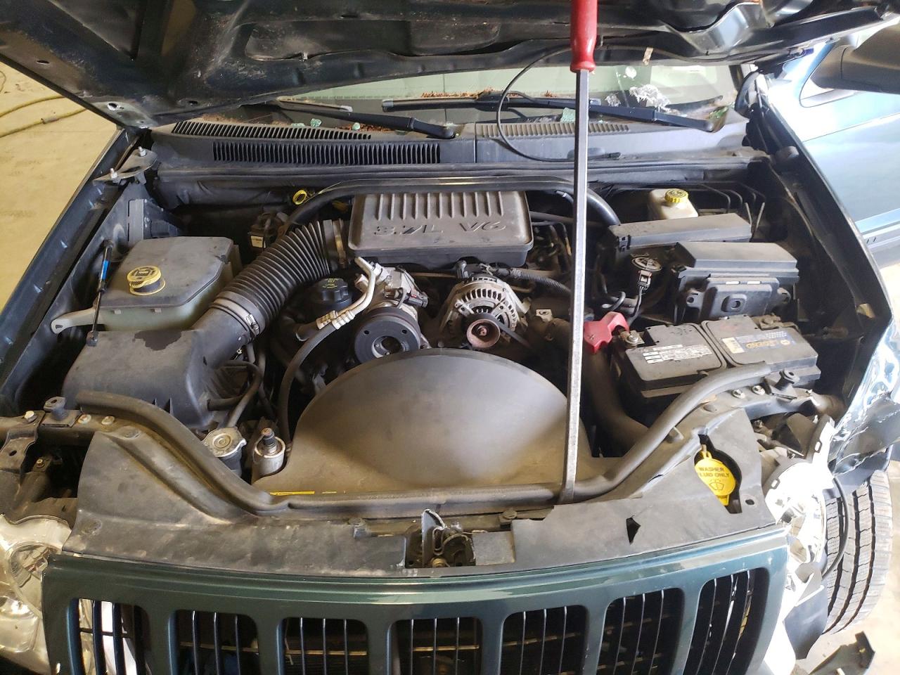 2005 Jeep Cherokee VIN 1J4GR48K85C591678 photo 12