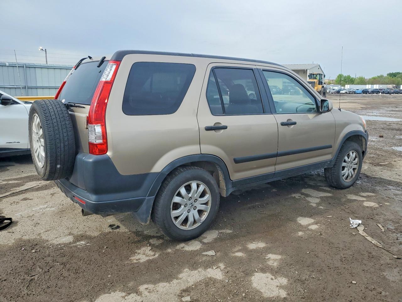 2005 Honda Crv VIN JHLRD78855C014872 photo 3