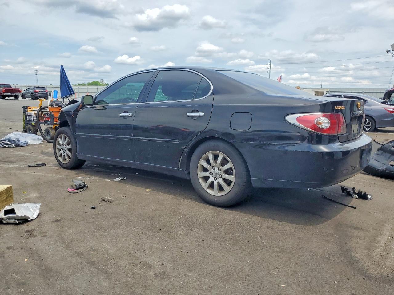 2003 LEXUS Es300 VIN JTHBF30G436002128 photo 2