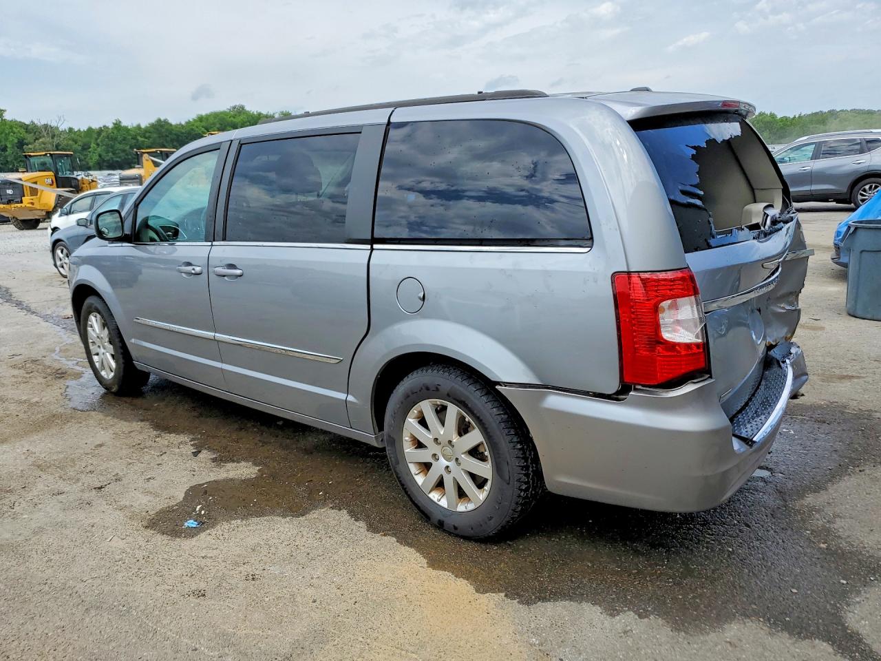 2013 Chrysler Minivan VIN 2C4RC1BG5DR689964 photo 2