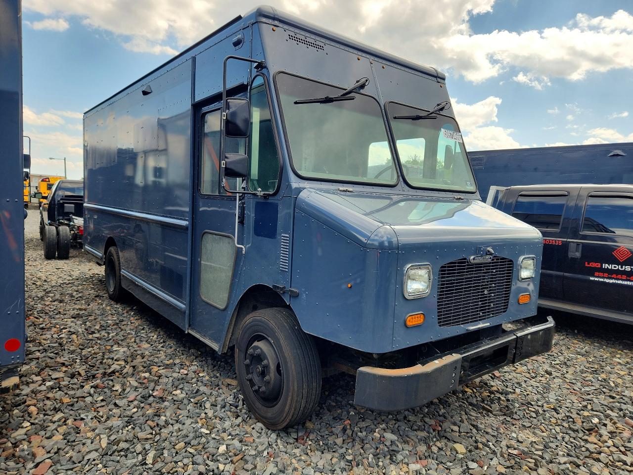 2021 FREIGHTLINER All other VIN 4UZAC2GA3MCMM9307 photo 4