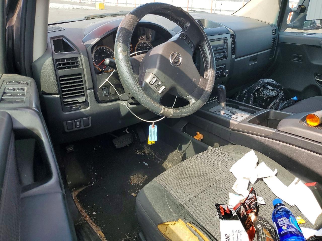 2010 Nissan TITAN VIN 1N6BA0ED3AN305205 photo 8