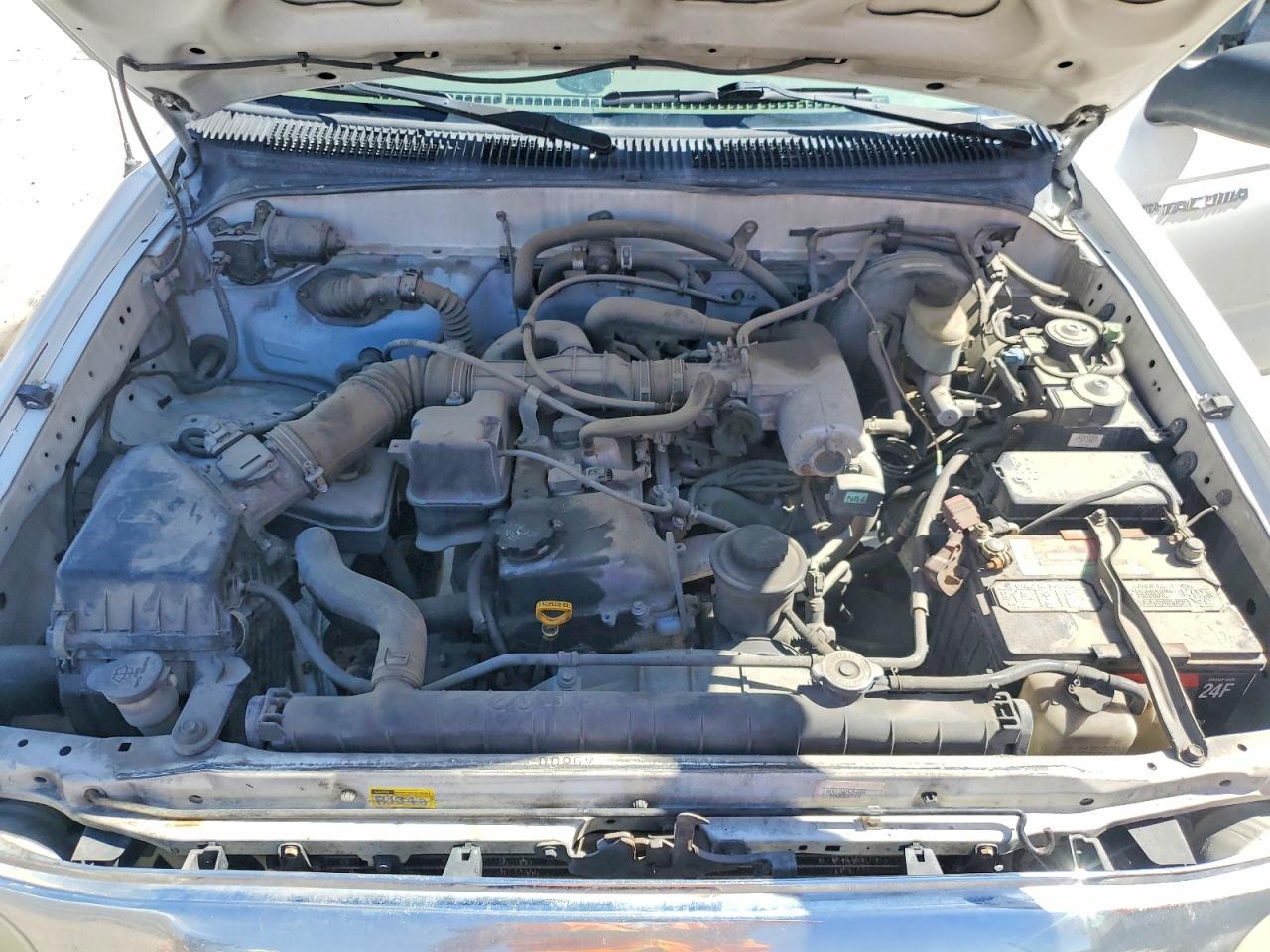 2001 Toyota Tacoma VIN 5TEVL52N91Z728789 photo 11