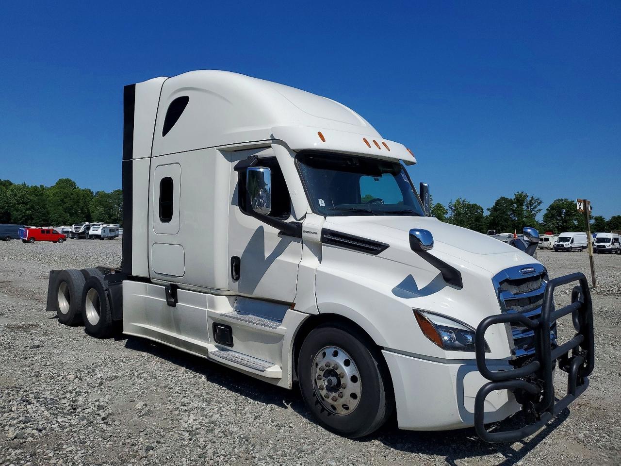 2023 FREIGHTLINER All other VIN 3AKJHHDR6PSUH3214 photo 1